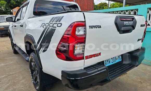 Tenga Tsaru Toyota Hiluxe Revo Chena Mota in Maputo in Maputo Tenga Tsaru Toyota Hiluxe Revo Chena Mota in Maputo in Maputo