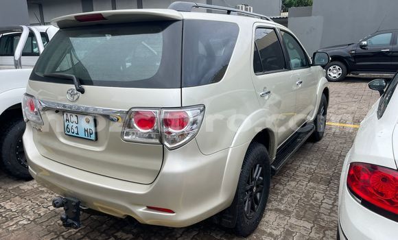 Nunua Ilio tumika Toyota Fortuner Nyingine Gari ndani ya Maputo nchini Maputo Nunua Ilio tumika Toyota Fortuner Nyingine Gari ndani ya Maputo nchini Maputo