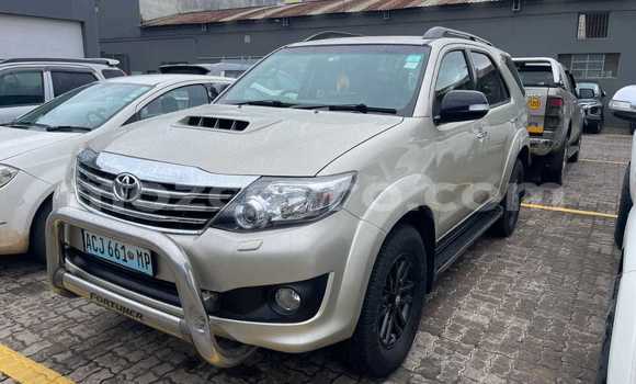 Nunua Ilio tumika Toyota Fortuner Nyingine Gari ndani ya Maputo nchini Maputo Nunua Ilio tumika Toyota Fortuner Nyingine Gari ndani ya Maputo nchini Maputo
