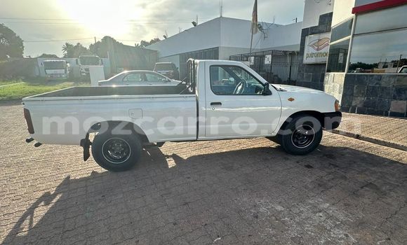 Tenga Tsaru Nissan Hardbody Chena Mota in Maputo in Maputo Tenga Tsaru Nissan Hardbody Chena Mota in Maputo in Maputo