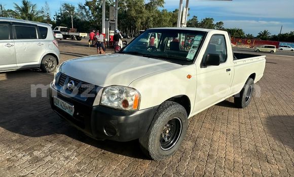 Buy Used Nissan Hardbody White Car in Maputo in Maputo Buy Used Nissan Hardbody White Car in Maputo in Maputo