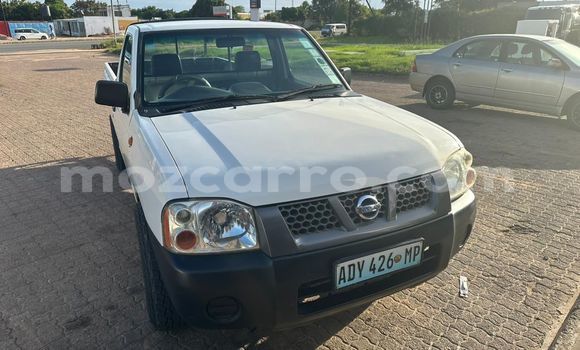 Buy Used Nissan Hardbody White Car in Maputo in Maputo Buy Used Nissan Hardbody White Car in Maputo in Maputo