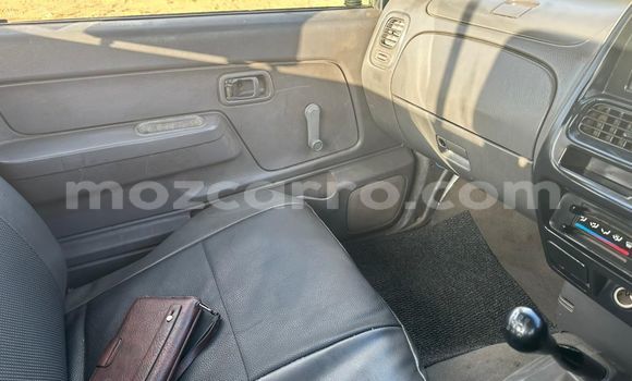 Buy Used Nissan Hardbody White Car in Maputo in Maputo Buy Used Nissan Hardbody White Car in Maputo in Maputo