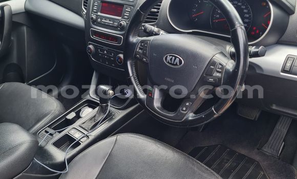 Comprar Usado Kia Sorento Branco Carro em Maputo em Maputo Comprar Usado Kia Sorento Branco Carro em Maputo em Maputo