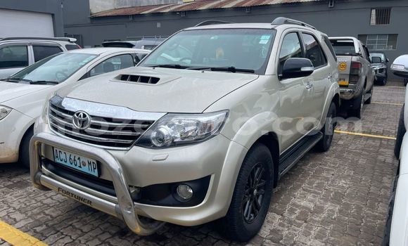 Nunua Ilio tumika Toyota Fortuner Nyingine Gari ndani ya Maputo nchini Maputo Nunua Ilio tumika Toyota Fortuner Nyingine Gari ndani ya Maputo nchini Maputo