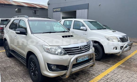 Nunua Ilio tumika Toyota Fortuner Nyingine Gari ndani ya Maputo nchini Maputo Nunua Ilio tumika Toyota Fortuner Nyingine Gari ndani ya Maputo nchini Maputo