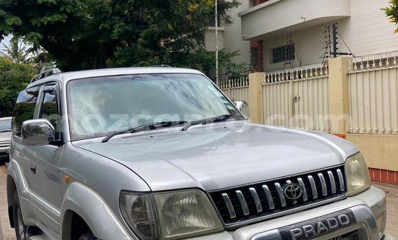 Nunua Ilio tumika Toyota Land Cruiser Prado Nyingine Gari ndani ya Maputo nchini Maputo Nunua Ilio tumika Toyota Land Cruiser Prado Nyingine Gari ndani ya Maputo nchini Maputo