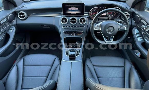 Comprar Usado Mercedes-Benz C180 coupe De outros Carro em Maputo em Maputo Comprar Usado Mercedes-Benz C180 coupe De outros Carro em Maputo em Maputo