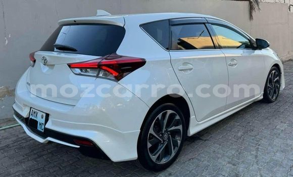 Comprar Usado Toyota Auris Branco Carro em Maputo em Maputo Comprar Usado Toyota Auris Branco Carro em Maputo em Maputo