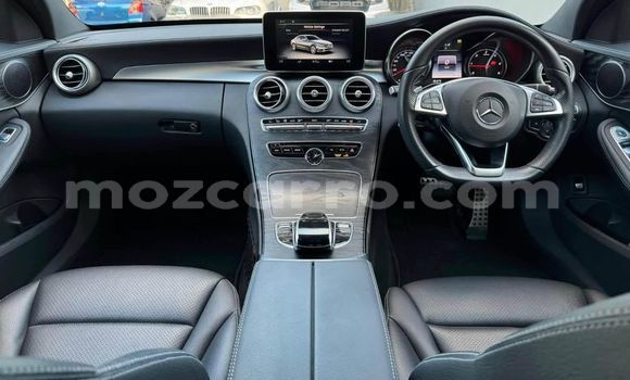 Comprar Usado Mercedes-Benz C250 coupe De outros Carro em Maputo em Maputo Comprar Usado Mercedes-Benz C250 coupe De outros Carro em Maputo em Maputo