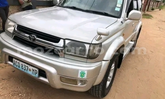 Nunua Ilio tumika Toyota Hilux Surf Nyingine Gari ndani ya Maputo nchini Maputo