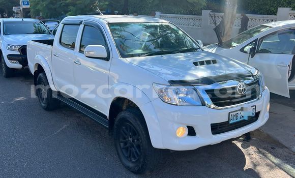 Buy Used Toyota Hilux White Car in Maputo in Maputo Buy Used Toyota Hilux White Car in Maputo in Maputo