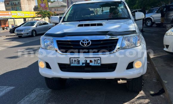 Buy Used Toyota Hilux White Car in Maputo in Maputo Buy Used Toyota Hilux White Car in Maputo in Maputo