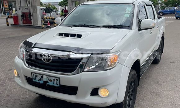 Comprar Usado Toyota Hilux Branco Carro em Maputo em Maputo Comprar Usado Toyota Hilux Branco Carro em Maputo em Maputo