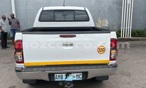Comprar Usado Toyota Hilux Branco Carro em Maputo em Maputo Comprar Usado Toyota Hilux Branco Carro em Maputo em Maputo