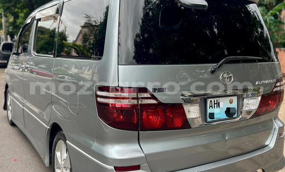 Buy Used Toyota Alphard Silver Car in Maputo in Maputo Buy Used Toyota Alphard Silver Car in Maputo in Maputo
