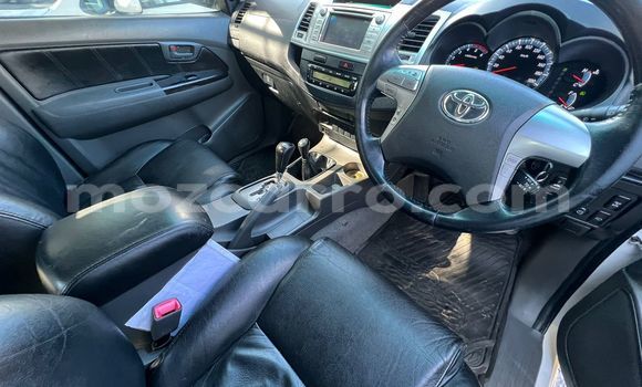 Buy Used Toyota Hilux White Car in Maputo in Maputo Buy Used Toyota Hilux White Car in Maputo in Maputo