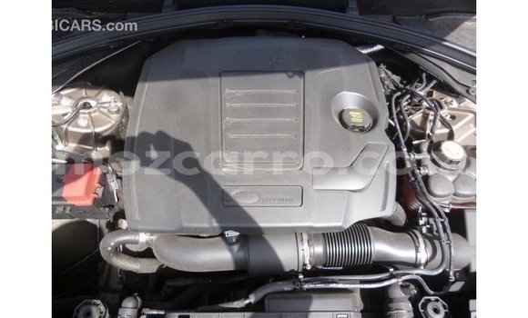 Tenga Imported Land Rover Range Rover Bhurawuni Mota in Import - Dubai in Cabo Delgado Tenga Imported Land Rover Range Rover Bhurawuni Mota in Import - Dubai in Cabo Delgado