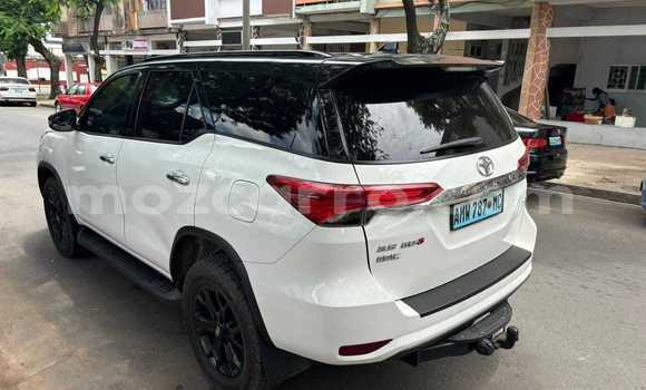 Tenga Tsaru Toyota Fortuner Chena Mota in Beira in Sofala Tenga Tsaru Toyota Fortuner Chena Mota in Beira in Sofala
