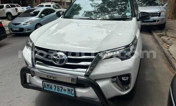 Tenga Tsaru Toyota Fortuner Chena Mota in Beira in Sofala Tenga Tsaru Toyota Fortuner Chena Mota in Beira in Sofala