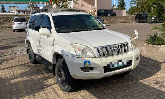 Comprar Usado Toyota Land Cruiser Branco Carro em Beira em Sofala Comprar Usado Toyota Land Cruiser Branco Carro em Beira em Sofala