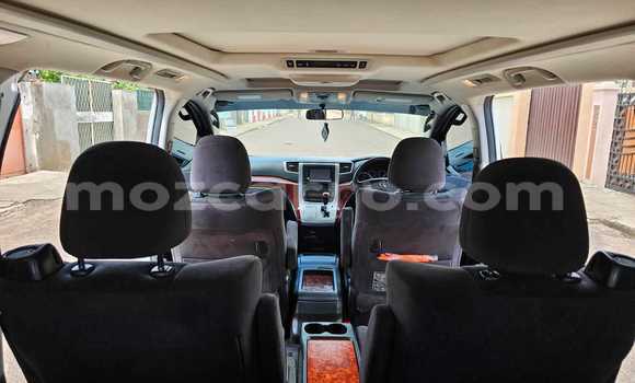 Comprar Usado Toyota Vellfire Branco Carro em Boane em Maputo Comprar Usado Toyota Vellfire Branco Carro em Boane em Maputo