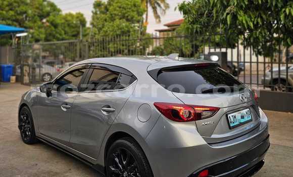 Comprar Usado Mazda Axela Branco Carro em Boane em Maputo Comprar Usado Mazda Axela Branco Carro em Boane em Maputo