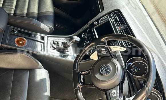 Comprar Usado Volkswagen Golf Preto Carro em Búzi em Sofala Comprar Usado Volkswagen Golf Preto Carro em Búzi em Sofala