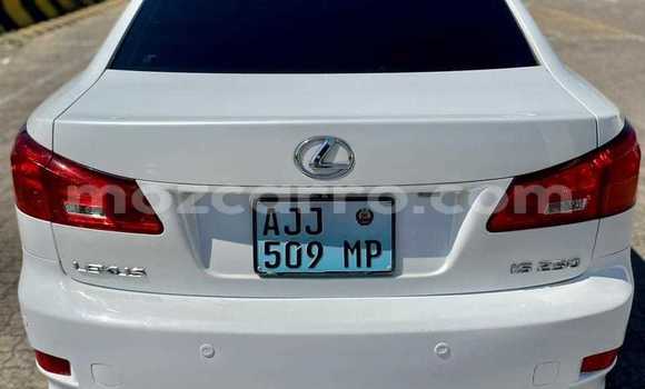 Comprar Usado Lexus IS Branco Carro em Beira em Sofala Comprar Usado Lexus IS Branco Carro em Beira em Sofala