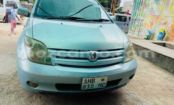 Tenga Tsaru Toyota IST Bhuruu Mota in Beautiful vista in Maputo Tenga Tsaru Toyota IST Bhuruu Mota in Beautiful vista in Maputo