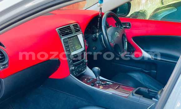Comprar Usado Lexus IS Branco Carro em Beira em Sofala Comprar Usado Lexus IS Branco Carro em Beira em Sofala