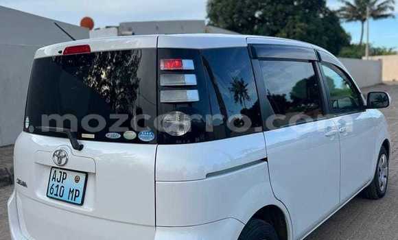 Comprar Usado Toyota Sienta Branco Carro em Boane em Maputo Comprar Usado Toyota Sienta Branco Carro em Boane em Maputo