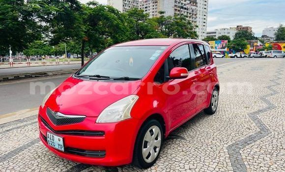 Comprar Usado Toyota Ractis Vermelho Carro em Bela Vista em Maputo