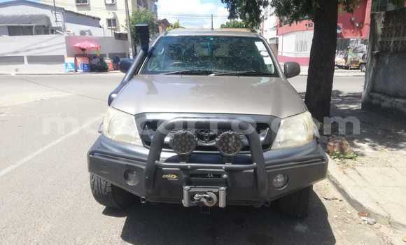 Comprar Usado Toyota Hilux Castanho Carro em Maputo em Maputo Comprar Usado Toyota Hilux Castanho Carro em Maputo em Maputo