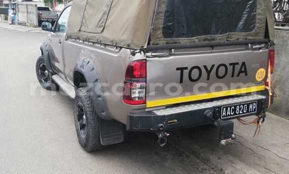 Comprar Usado Toyota Hilux Castanho Carro em Maputo em Maputo Comprar Usado Toyota Hilux Castanho Carro em Maputo em Maputo
