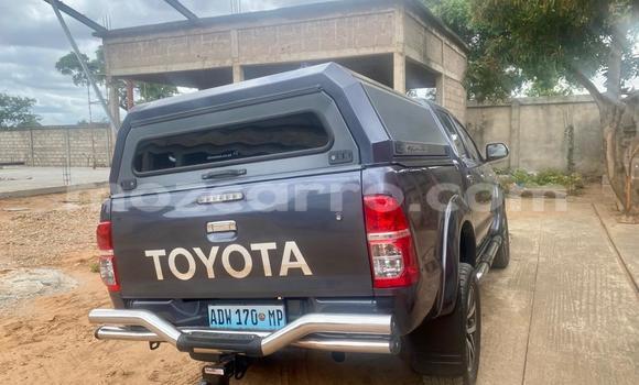 Buy Used Toyota Hilux Blue Car in Maputo in Maputo Buy Used Toyota Hilux Blue Car in Maputo in Maputo
