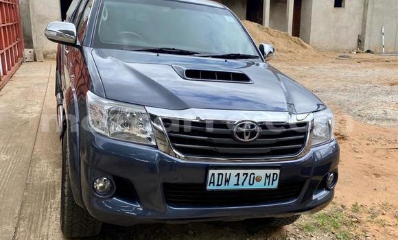 Buy Used Toyota Hilux Blue Car in Maputo in Maputo Buy Used Toyota Hilux Blue Car in Maputo in Maputo