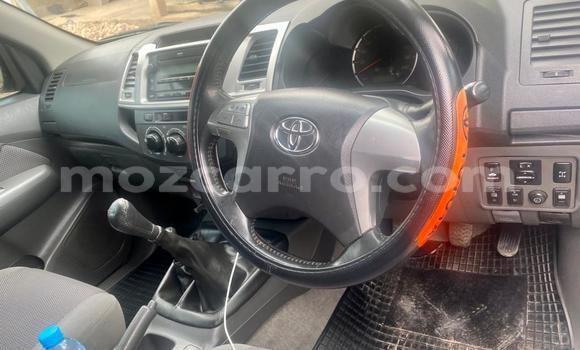 Buy Used Toyota Hilux Blue Car in Maputo in Maputo Buy Used Toyota Hilux Blue Car in Maputo in Maputo