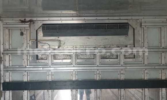 Buy Used Hino 300 Series White Truck in Maputo in Maputo Buy Used Hino 300 Series White Truck in Maputo in Maputo