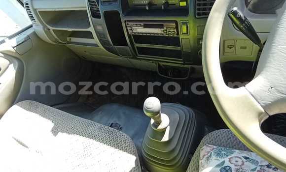 Comprar Usado Toyota HiAce Branco Caminhão em Maputo em Maputo Comprar Usado Toyota HiAce Branco Caminhão em Maputo em Maputo