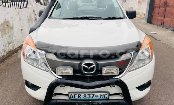 Comprar Usado Mazda BT-50 Branco Carro em Maputo em Maputo Comprar Usado Mazda BT-50 Branco Carro em Maputo em Maputo
