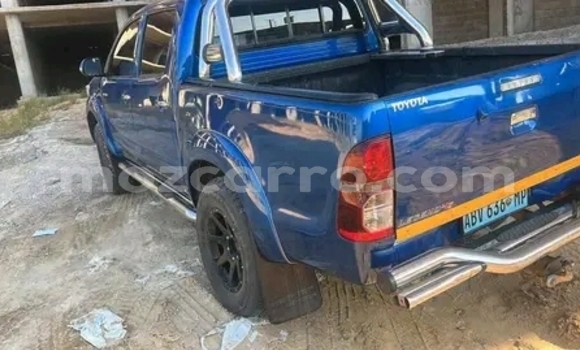 Nunua Ilio tumika Toyota Hilux Bluu Gari ndani ya Maputo nchini Maputo Nunua Ilio tumika Toyota Hilux Bluu Gari ndani ya Maputo nchini Maputo