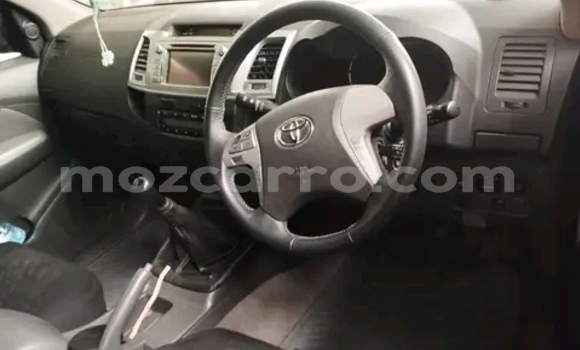 Buy Used Toyota Hilux White Car in Maputo in Maputo Buy Used Toyota Hilux White Car in Maputo in Maputo