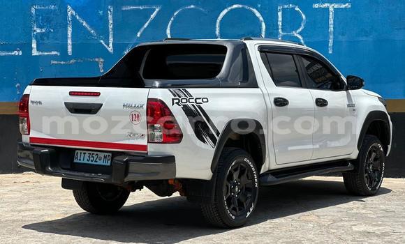 Nunua Ilio tumika Toyota Hiluxe Revo Nyeupe Gari ndani ya Maputo nchini Maputo Nunua Ilio tumika Toyota Hiluxe Revo Nyeupe Gari ndani ya Maputo nchini Maputo