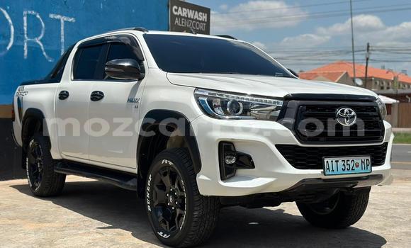 Nunua Ilio tumika Toyota Hiluxe Revo Nyeupe Gari ndani ya Maputo nchini Maputo Nunua Ilio tumika Toyota Hiluxe Revo Nyeupe Gari ndani ya Maputo nchini Maputo