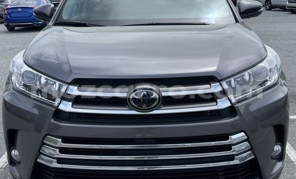 Nunua Ilio tumika Toyota Highlander Nyingine Gari ndani ya Nampula nchini Nampula Nunua Ilio tumika Toyota Highlander Nyingine Gari ndani ya Nampula nchini Nampula