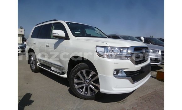 Buy Import Toyota Land Cruiser White Car in Import - Dubai in Cabo Delgado Buy Import Toyota Land Cruiser White Car in Import - Dubai in Cabo Delgado