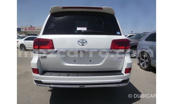 Buy Import Toyota Land Cruiser White Car in Import - Dubai in Cabo Delgado Buy Import Toyota Land Cruiser White Car in Import - Dubai in Cabo Delgado