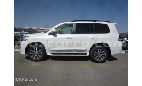 Buy Import Toyota Land Cruiser White Car in Import - Dubai in Cabo Delgado Buy Import Toyota Land Cruiser White Car in Import - Dubai in Cabo Delgado