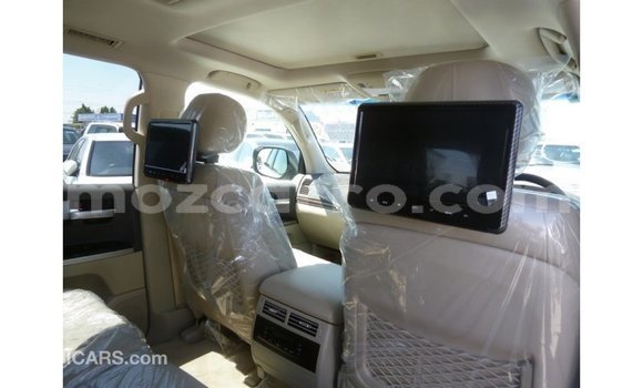 Buy Import Toyota Land Cruiser White Car in Import - Dubai in Cabo Delgado Buy Import Toyota Land Cruiser White Car in Import - Dubai in Cabo Delgado